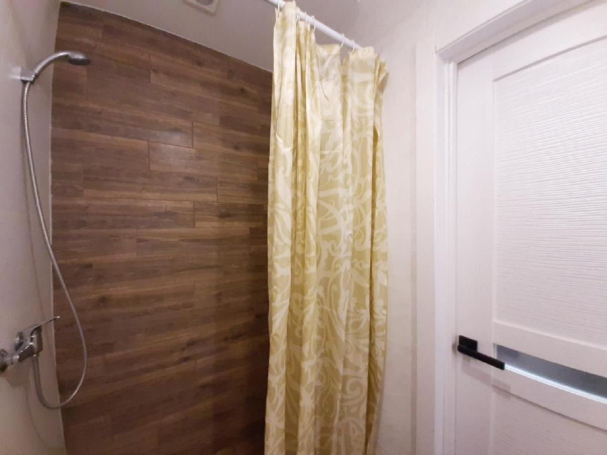 2 Bdr Apartment Near Gorky Park, Center خاركيف المظهر الخارجي الصورة